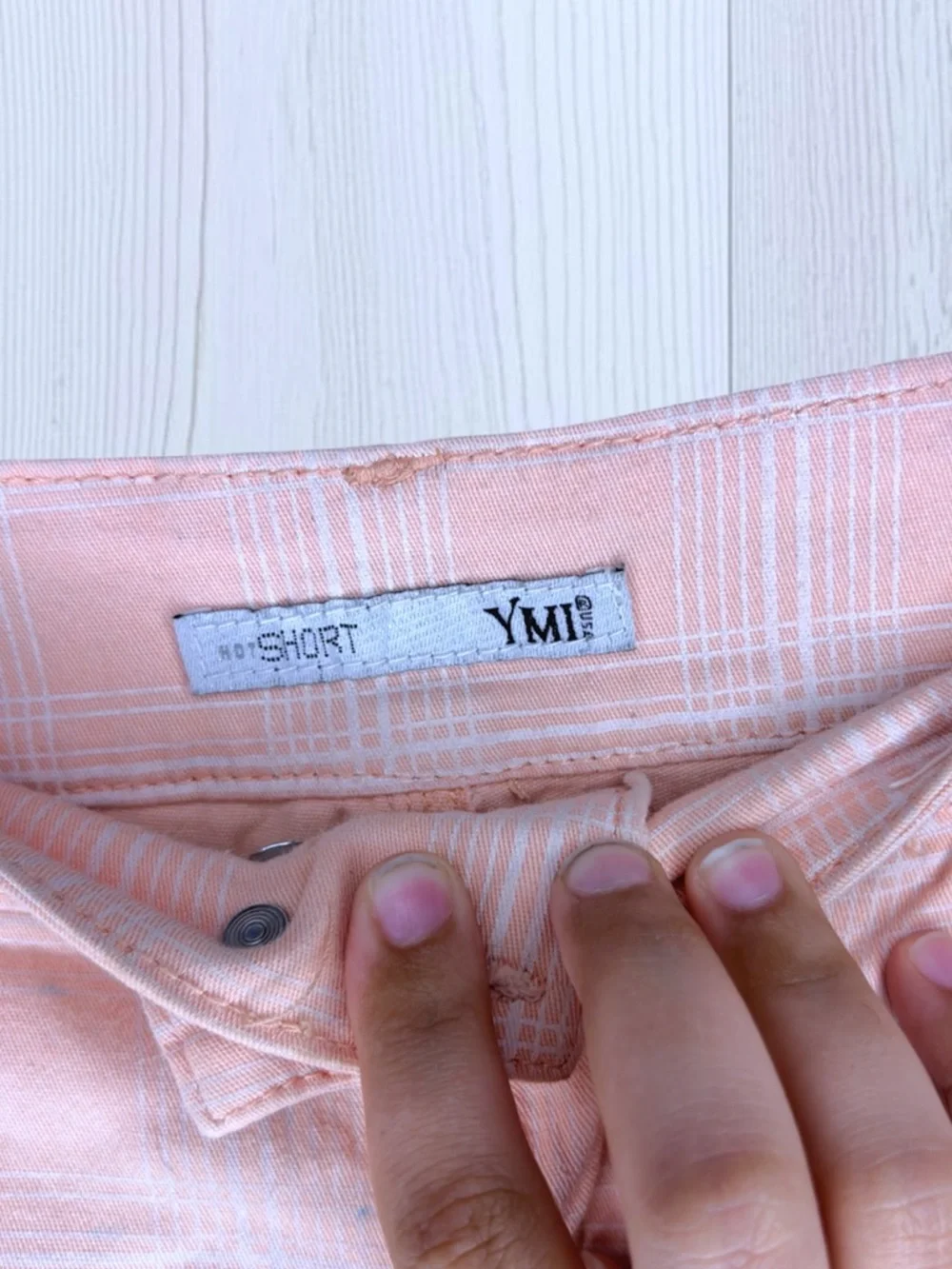 YMI Women’s Plaid Low Rise Shorts Peach Preppy Orange White Tartan - Size 3